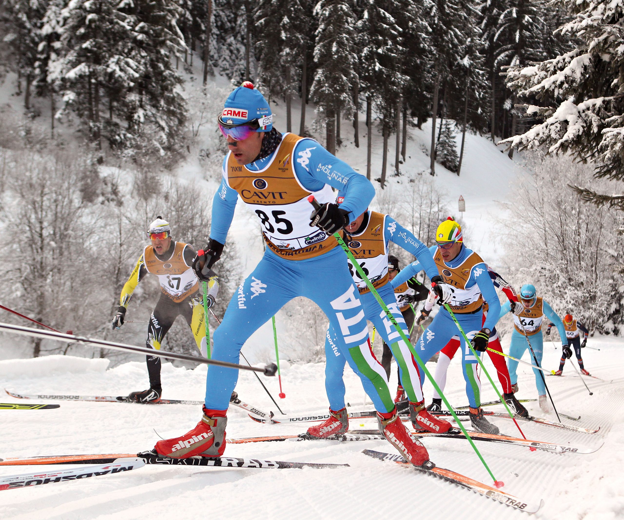Sergio Bonaldi in testa al gruppo durante la Marcialonga 2014.