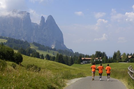L_Alpe_di_Siusi_Marketing_-_Maratoneti_-_Pierluigi_Benini