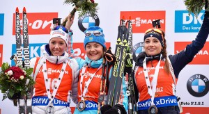 Il podio femminile della pursuit di Anterselva (foto Fisi)